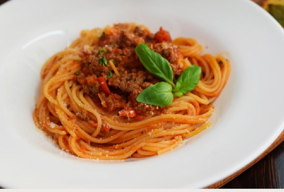 bolognese-makaronai